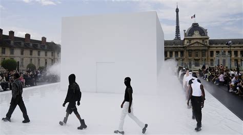 givenchy male model|Givenchy models walk on water in Paris Fashion Week.